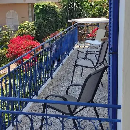 Blue And White 3 Tatil Evi *